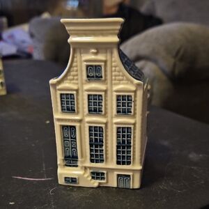 KLM Delft Elegant Blue and White Ceramic House Decor Collectable # 63
